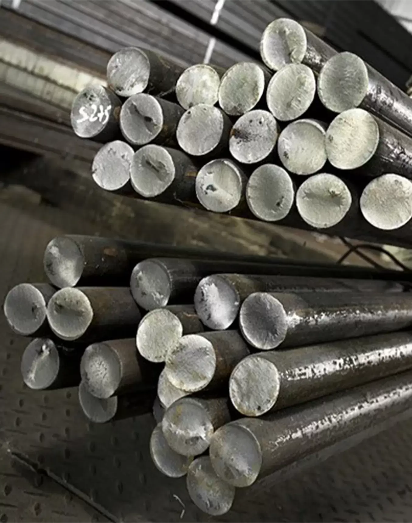 Agility or Material Choice